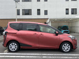 ゆとりある広々とした車内空間は、ドライブを始め買い物やレジャーなど、幅広く活躍します。一人でもみんなとでもお出かけを楽しみましょう!