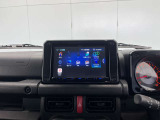 社外メモリナビ(SDV-S707M)を装着しています。Bluetooth(ブルートゥース)・USB接続/CD・DVD再生/フルセグ視聴等が使用できます。