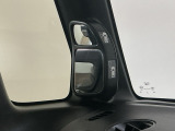 停車時や発進時、対向車とのすれ違いや路肩に寄せる時など、車両左側前方を確認するときに役立ちます♪