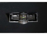 高速道路走行の料金所をノンストップで通過できるETCを装備!※ ETCカードのお申し込みも当社にお任せ下さい!