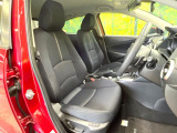 ドライバーによって運転しやすいポジションは異なり、あの車はどうなのか不安なこともありますよね。気になるお車は店頭で乗り込んでご確認いただけます♪