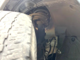 お車を安心してお乗りいただく為には、足回りの定期点検が欠かせません。サービスサポート(有償保証)では無料点検もご提供しており、安心のカーライフをお過ごしいただけるサポート体制が整っています。