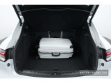 SUVならではの使い勝手を備えた広々としたラゲッジスペースを確保。普段のお買い物から旅行やレジャーまで、幅広いシーンで活躍します。