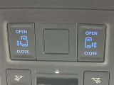 両側電動スライドドア付き、運転席にいながら開閉もラクラク