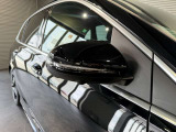 メルセデスの認定中古車「サーティファイドカー」には、最大100項目にも及ぶ点検・整備項目が設定されています>