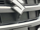 【全方位モニター用カメラ装着車】クルマの前後左右に4つのカメラを設置。対応ナビゲーション(販売会社装着アクセサリー)を装着すれば、クルマを真上から見たような映像などを映し出す全方位モニターに