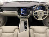 V60クロスカントリー B5 AWD プロ 4WD 