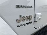 土日も受付可能な専用整備工場完備しております。点検、オイル交換、電球1つかでもご相談ください。お客様の大切なお車を責任をもって整備いたします。