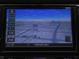 ★メモリーナビはタッチパネル式で簡単操作。TVもフルセグで、音楽録音やDVDも再生OKですので、映画や音楽も楽しめます。お好きな音楽を聞きながらドライブをお楽しみ下さい♪