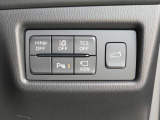 当社下取りワンオーナーのCX-8入庫です♪安心のディーラー保証付き♪ETCやナビ、ドライブレコーダーなど装備も充実の一台となっております!安心してご検討下さい♪お問合せお待ちしております!