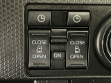 【両側パワースライドドア】両側がパワースライドドアになっており、運転席のスイッチやスマートキーでも開閉が可能です!開口部も広いので乗り降りも楽々♪