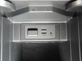 CD/DVD・フルセグTV・USB・Bluetoohオーディオ!