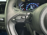 ステアリングスイッチ装備!運転しながら手元でオーディオの操作などができます。