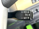 【クルーズコントロール】高速道路もラクラク走行。アクセルを離しても一定速度で走行ができ、長距離運転時の負担を軽減!加速・減速も簡単なスイッチ操作で調整できます。