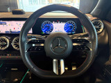 握りやすいハンドルの形状をしておりますので、お客様の運転をサポートしてくれます!