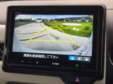 バックカメラ搭載♪初心者の方や運転が苦手な方でも安心して駐車できます。