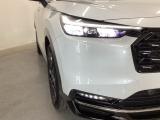【LEDヘッドライト】ディスチャージヘッドライト(HID)と同等の明るさで、夜道や雨天走行が明るく視界良好!! フォグライトも装備で、安心感さらにUPです♪安心ドライブを楽しんで下さい♪