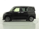 こちらの車両は、ご購入後も継続して安心メンテナンスを提供させていただく為、岐阜県内のお客様への販売・登録に限らせていただきます。