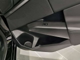 BMWプレミアムセレクション前橋では、高年式低走行モデルからMモデル、年式が経ちなかなかディーラーでは見かけないモデルまで幅広いラインナップで認定中古車を取り扱っております。品質に自信があります。