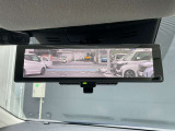 荷物をたくさん載せても後ろの確認が出来る便利なスマートルームミラー!