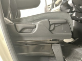 豊富に在庫を取り揃えています!軽自動車からミニバン、セダン、SUV、話題のハイブリッド車など続々入荷しております!