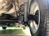 お車を安心してお乗りいただく為には、足回りの定期点検が欠かせません。サービスサポート(有償保証)では無料点検もご提供しており、安心のカーライフをお過ごしいただけるサポート体制が整っています。