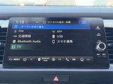 FMやAM、USB、Bluetooth Audioなどの選択肢が画面に表示されます。使いたい音源を見つけやすく、普段の通勤やお出かけの際も好みに合わせて音楽を楽しめます。