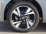 【タイヤ】 【純正15インチアルミホイール】《165/55R15》専用のアルミなのでお車のイメージぴったりですね!