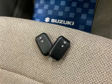 【スマートキー】キーをポケットやカバンに入れたままでもドアの施錠・開錠ができ、雨の日や荷物の多い日に大活躍!