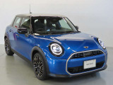 フロントフェイスはMINIアイコンとして永らく愛されるデザイン性の良さと、ブランドの魅力を感じる事ができます。