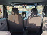 後部座席を倒していただければ、よりたくさんのお荷物も積みこむことも可能です。