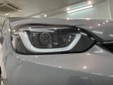 LEDヘッドライトは、点灯の瞬間から最大光量を発揮し、突然暗くなるトンネルなどでの安定感を高めます。