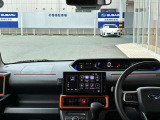 前方の窓が広いので運転がしやすいです。死角も少なく初心者にもおすすめの1台です。