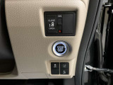 ■POINT■写真で見るよりも現車を 現車をみると写真で見ていたイメージとは少し違う部分もございます。また写真ではわからなかった車の魅力にも気づくことができるので、ぜひご来店ください!