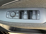 運転席のパワーウィンドウのスイッチです