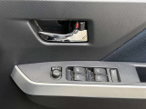 運転席窓操作部
