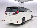 走りにこだわりながら収納力も持ち合わせたお車です。荷物を載せて軽快なドライブを楽しめますよ♪