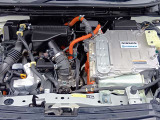 ◎ご購入いただきましたお車は弊社整備工場にて納車前点検整備として法定12ヶ月点検(車検整備付き販売車は車検整備)を実施。エンジンオイル・エレメント交換を行い※、ご納車いたします(※除く電気自動車)。