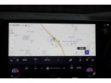 ドライバーが運転操作に集中できるコックピット思想、「タズナコンセプト」が取り入れられたインテリアとなっています