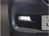 フォグライトも明るいLEDです!夜間運転時・雨天時・濃霧時と視界の確保を補助してくれます!見た目もクール!