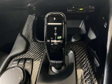 エレクトロシフトマチック、スム-ズな操作で運転を楽しめるよう、シフトポジションを電動で制御します。