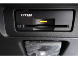 ETCは高速料金所での料金の支払いもスイスイと走ることができます。