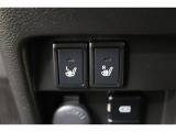 運転席と助手席には寒い日の肩や腰、冷えやすい下肢を温めてくれるシートヒーターが付いております!