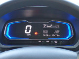 メーターパネルも知りたい情報が一目瞭然ですね。