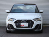 A1スポーツバック 25 TFSI Sライン 