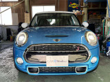 納車前のホイールのインチアップやスモークフィルム施工もお任せください!!