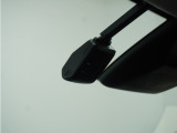 ◆ドライブレコーダー◆映像・音声などを記録する自動車用の装置です。 もしもの事故の際の記録はもちろん、旅行の際の思い出としてドライブの映像を楽しむことができます。