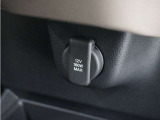 ◆12V電源ソケット◆スマートフォンの充電等にも便利な電源ソケット!使いやすい場所に装備されています。
