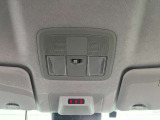 フロントルームランプ