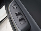 ◆パワーウィンドウスイッチ◆運転席から全席の窓の開閉操作を行うことが出来いつでも換気ができます!